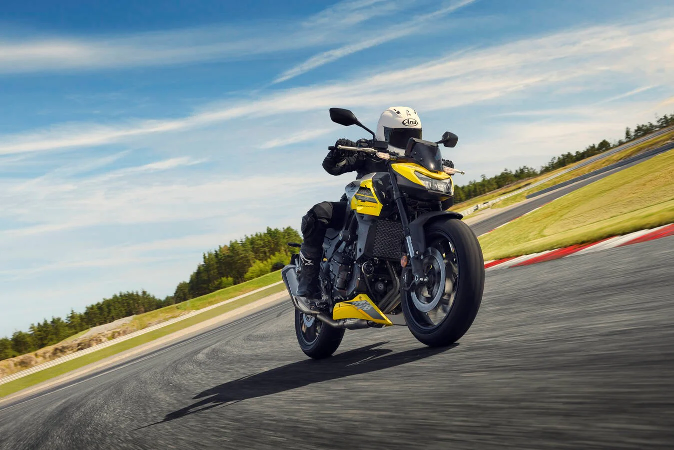 Honda CB750 Hornet (2026) - Image 5